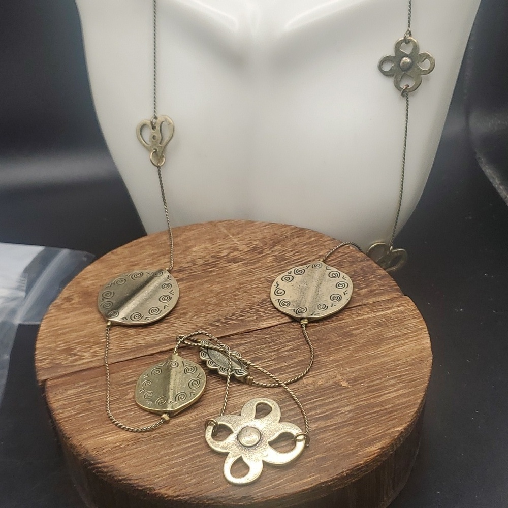 N3038 horizon embossed flower‎ native necklace